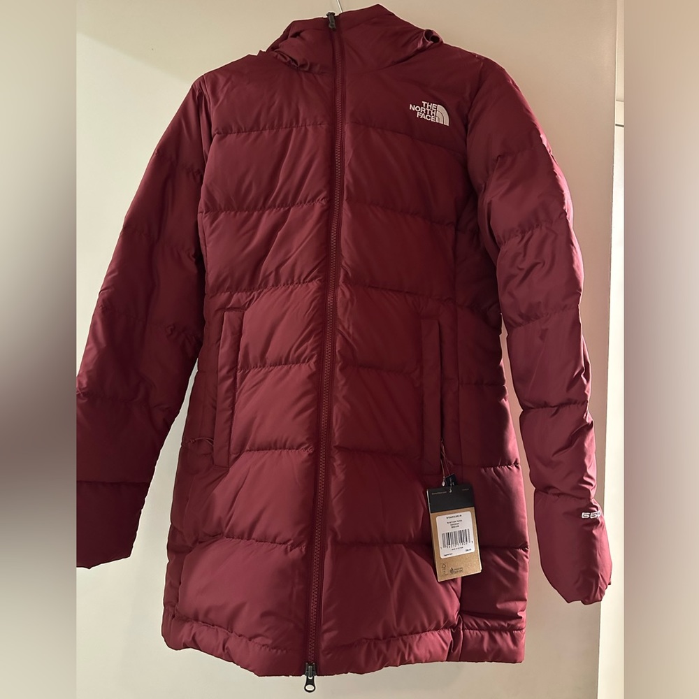 The North Face Gotham Parka Women Cordovan Hooded Jacket - medium